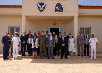 115 Πτέρυγα Μάχης