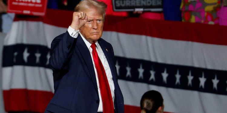 Ντόναλντ Τραμπ