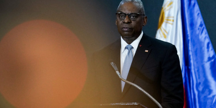 Λόιντ Όστιν: Μια σύγκρουση Χεζμπολάχ – Ισραήλ δεν είναι κάτι αναπόφευκτο