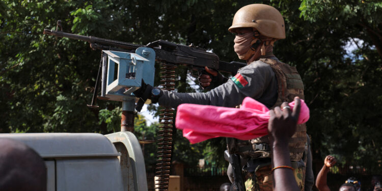 Medvedi: Ρώσοι μισθοφόροι εγκαταλείπουν την Μπουρκίνα Φάσο για να πολεμήσουν στο Κουρσκ