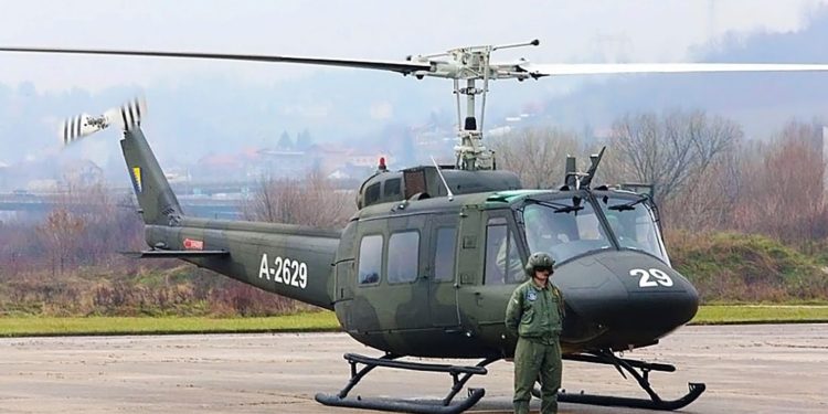 Βοσνία - UH-1H