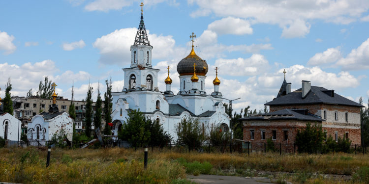 Ουκρανία: Το κοινοβούλιο ψήφισε την απαγόρευση της ελεγχόμενης από τη Μόσχα ορθόδοξης εκκλησίας