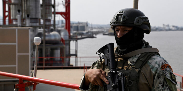 ξένων στρατιωτικών βάσεων