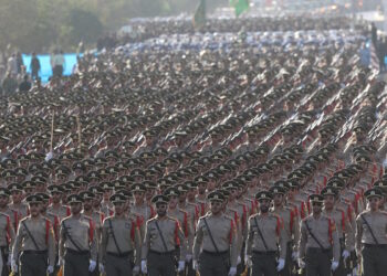 Φρουροί της Επανάστασης του Ιράν: Τέλος η χρήση συσκευών επικοινωνίας – Ελέγχονται μέχρι και τραπεζικοί λογαριασμοί