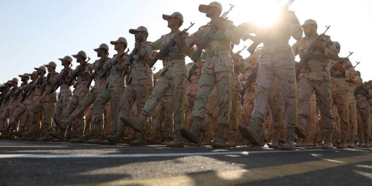 Φρουροί της Επανάστασης του Ιράν: Τέλος η χρήση συσκευών επικοινωνίας – Ελέγχονται μέχρι και τραπεζικοί λογαριασμοί