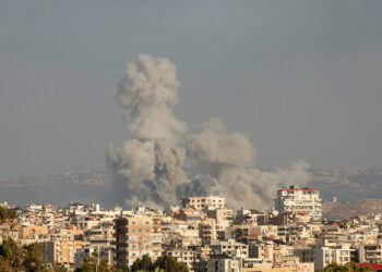 Λίβανος: Σχεδόν 500 νεκροί από καταστροφικούς αεροπορικούς βομβαρδισμούς του Ισραήλ