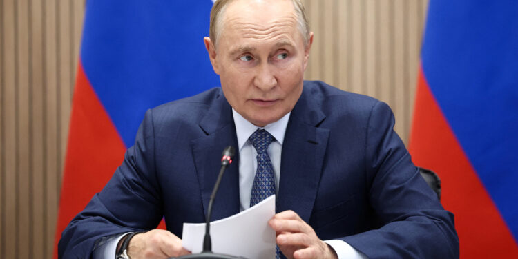 Πούτιν: «Δεκαπλασιάζεται η παραγωγή των drones και θα φτάσει τα 1,4 εκατομμύρια φέτος»