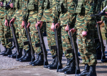 στρατόπεδα