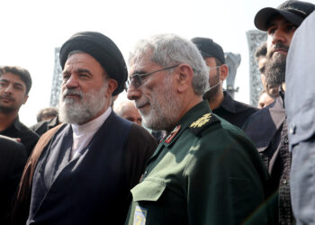 Αλ Καανί: Επανεμφάνιση του διοικητή της Quds μετά τις φήμες για ανακρισή του από τους Φρουρούς της Επανάστασης [vid]