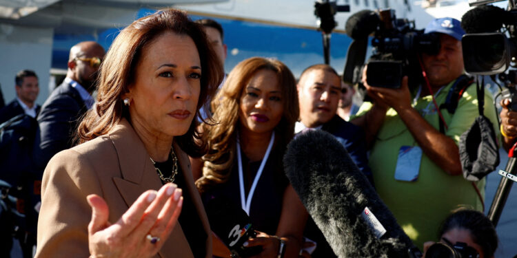 Κάμαλα Χάρις: Απαραίτητη η αποκλιμάκωση της κρίσης στη Μέση Ανατολή