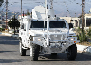 Η ΕΕ καταδικάζει τις επιθέσεις του Ισραήλ κατά της UNIFIL και «ανησυχεί» για τις ρουκέτες της Χεζμπολάχ