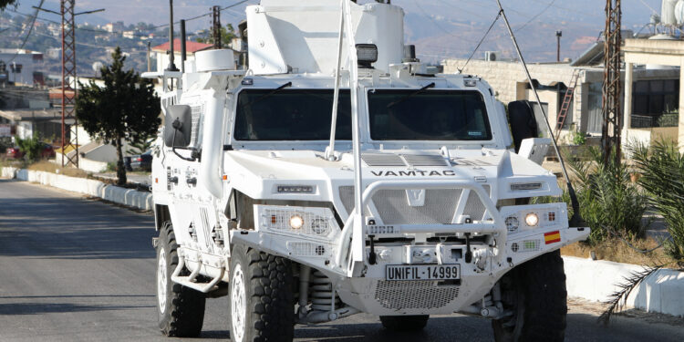 Η ΕΕ καταδικάζει τις επιθέσεις του Ισραήλ κατά της UNIFIL και «ανησυχεί» για τις ρουκέτες της Χεζμπολάχ