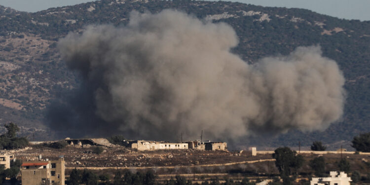 Ισραήλ: «Καταστρέφουμε θέσεις της Χεζμπολάχ σε όλα τα χωριά των συνόρων με το Λίβανο» [pics, vid]