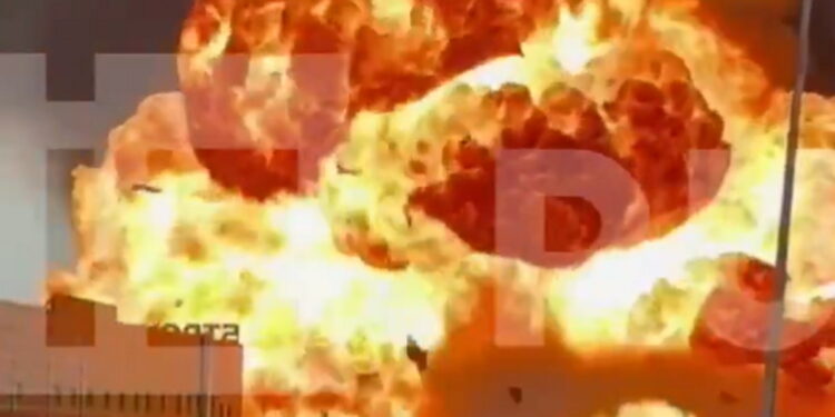 Γκρόζνι - έκρηξη - πρατήριο καυσίμων