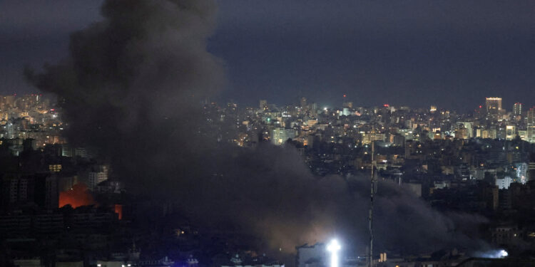 Λίβανος: Νέοι βομβαρδισμοί του Ισραήλ εναντίον θέσεων της Χεζμπολάχ σε νότια προάστια της Βηρυτού