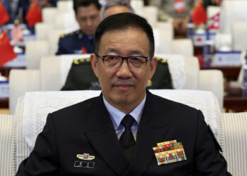 Financial Times: «Ο Κινέζος Υπουργός Άμυνας ερευνάται για διαφθορά» – «Είναι σπέκουλα και κυνήγι σκιών» απαντάει το Πεκίνο