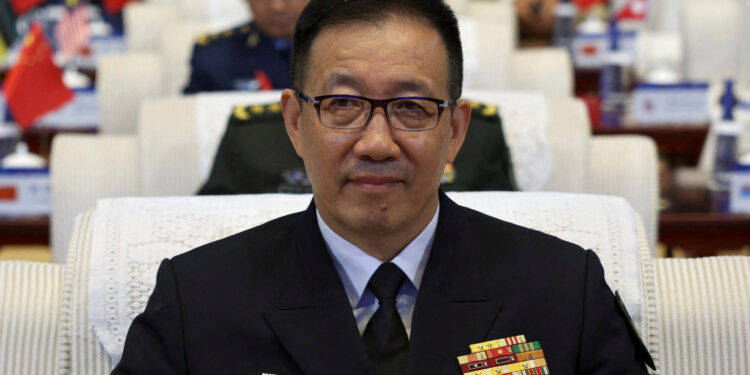 Financial Times: «Ο Κινέζος Υπουργός Άμυνας ερευνάται για διαφθορά» – «Είναι σπέκουλα και κυνήγι σκιών» απαντάει το Πεκίνο