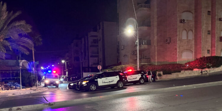 Ιορδανία: Πυροβολισμοί κοντά στην πρεσβεία του Ισραήλ – Ένας ένοπλος σκοτώθηκε, τρεις αστυνομικοί τραυματίστηκαν [vid]