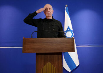 «Χάος» και ρήξη στο Ισραήλ: Οι λόγοι που ο Νετανιάχου απέπεμψε τον Γκάλαντ – Το παρασκήνιο και η «κόκκινη γραμμή»