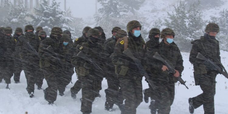 παραιτήσεις - Ένοπλες Δυνάμεις