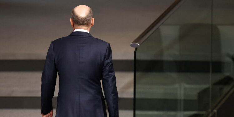 Γερμανία: Μπαίνει σε τροχιά πρόωρων εκλογών – Σήμερα η συνεδρίαση της Bundestag για ψήφο εμπιστοσύνης στον καγκελάριο