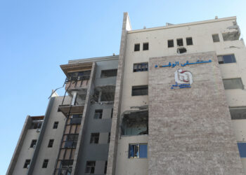 Το Ισραήλ έδωσε στη δημοσιότητα πλάνα με μέλη της Χαμάς να τοποθετούν βόμβες δίπλα σε νοσοκομείο της Γάζας