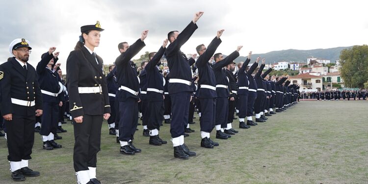 Πολεμικό Ναυτικό: Ορκίστηκαν οι Ναύτες της 2024 Δ΄ ΕΣΣΟ, στο Κέντρο Εκπαιδεύσεως ΠΟΡΟΣ [pics]