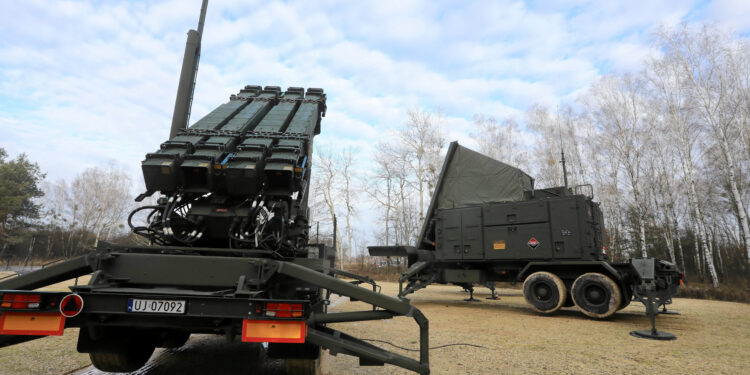 Patriot - Τραμπ