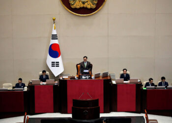 Νότια Κορέα: Το κοινοβούλιο ψήφισε υπέρ της καθαίρεσης του προέδρου της χώρας
