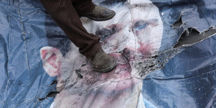 Συρία: Ο Μοχάμεντ αλ Μπασίρ πρωθυπουργός της μεταβατικής κυβέρνησης – Ποιο είναι το προφίλ του