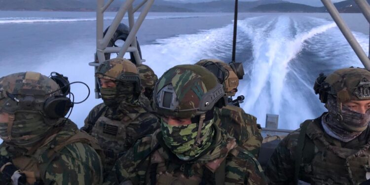 μισθολόγιο - Ένοπλες Δυνάμεις