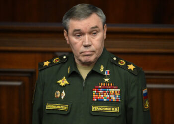 Γκερασίμοφ: Ο έλεγχος των εξοπλισμών ανήκει στο παρελθόν, δηλώνει ο αρχηγός των Ρωσικών Ενόπλων Δυνάμεων
