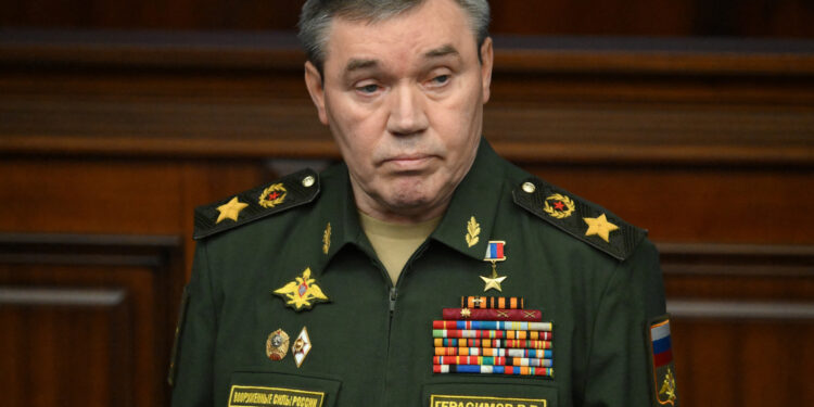 Γκερασίμοφ: Ο έλεγχος των εξοπλισμών ανήκει στο παρελθόν, δηλώνει ο αρχηγός των Ρωσικών Ενόπλων Δυνάμεων