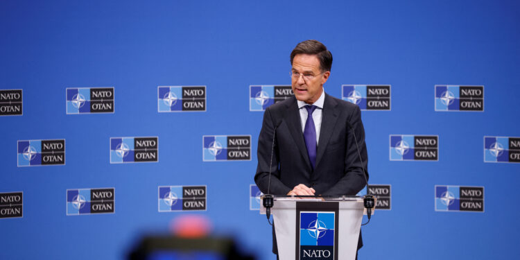 Δραματικοί τόνοι από τον Μαρκ Ρούτε για την ρωσική απειλή: «Δεν είμαστε έτοιμοι για αυτό που έρχεται»