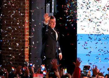 Κροατία: Ο Ζόραν Μιλάνοβιτς επανεκλέγεται πρόεδρος με ποσοστό 74,5%