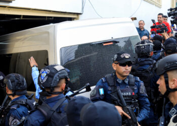 Ονδούρα - δίκη - στρατηγοί