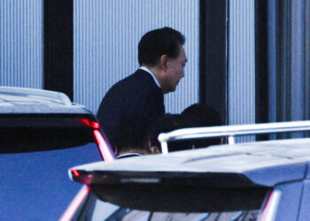 Νότια Κορέα: Οι αρχές συνέλαβαν τον παυθέντα πρόεδρο Γιουν