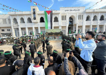 Γάζα: Η Χαμάς ετοιμάζεται να παραδώσει τις 4 γυναίκες ομήρους [live, vid]