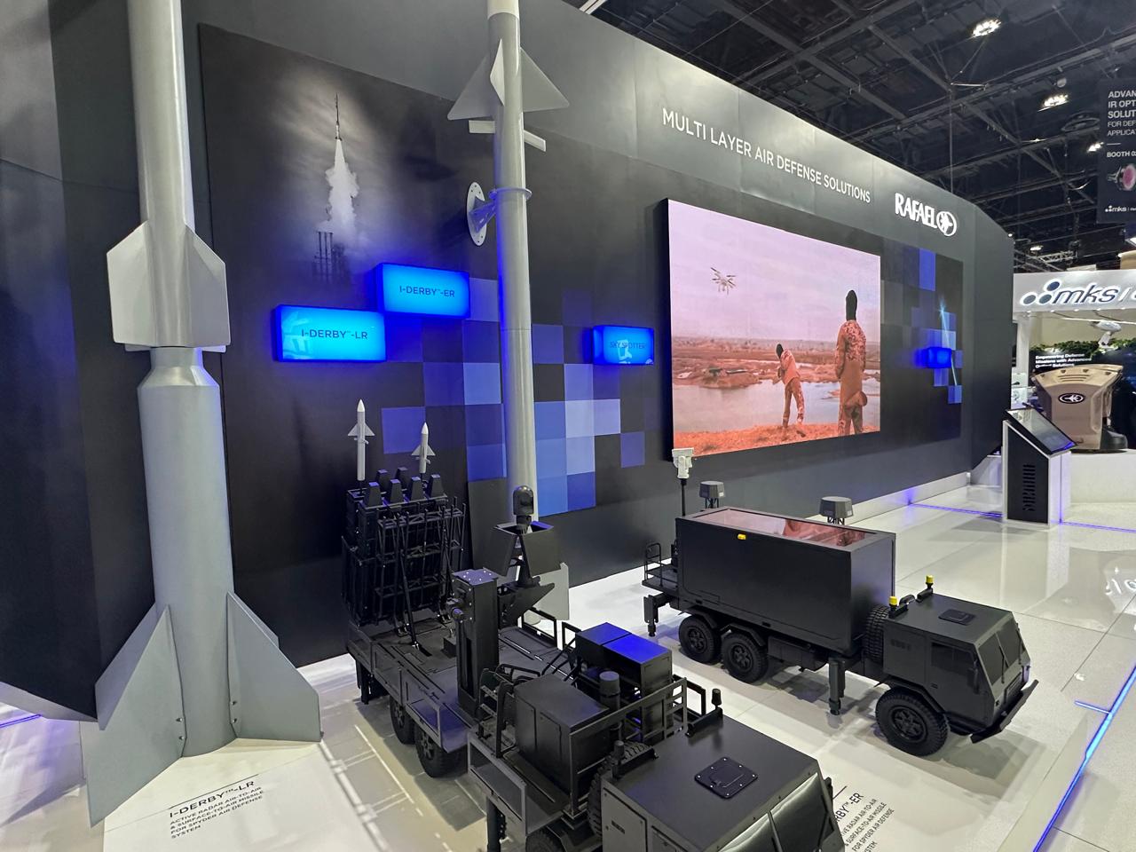 Idex System Το OnAlert.gr στην έκθεση «IDEX - NAVDEX 25» στα ΗΑΕ: Tα «made in ...