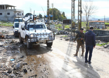 Λίβανος: Καρέ-καρέ η επίθεση υποστηρικτών της Χεζμπολάχ σε αποστολή της UNIFIL – Έκτακτη συνεδρίαση των αρχών [vids]