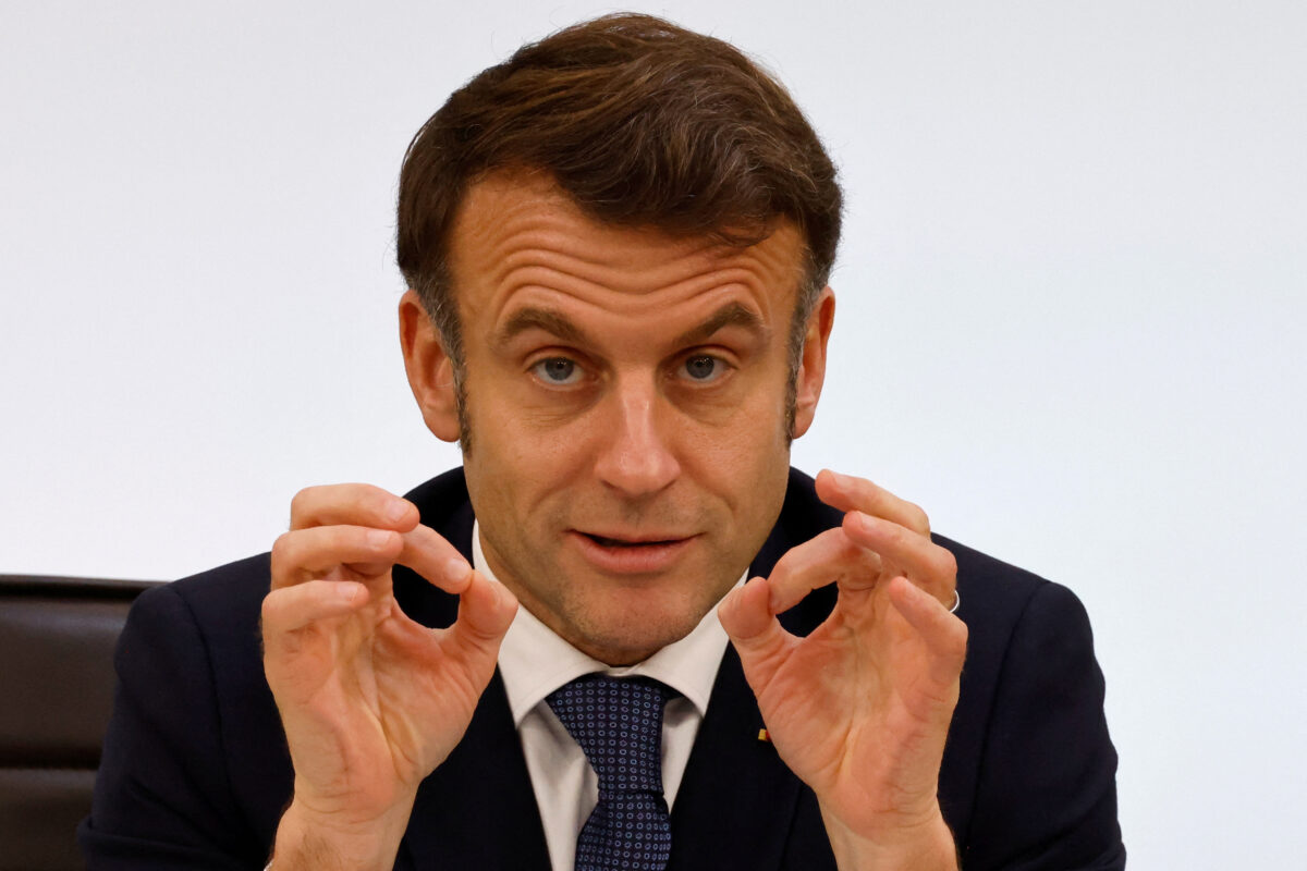 Μακρόν