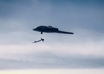 ANKA III: Το τουρκικό UAV εκτόξευσε με επιτυχία κατευθυνόμενα πυρομαχικά LGK-82 [vid]