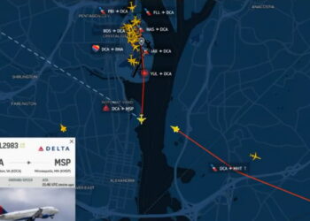 ΗΠΑ: Παρ’ ολίγον σύγκρουση Airbus A319 της Delta Air Lines με στρατιωτικό T-38 στην Ουάσινγκτον