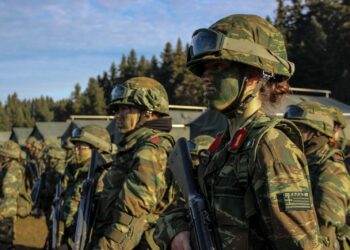 θητεία - Ένοπλες Δυνάμεις