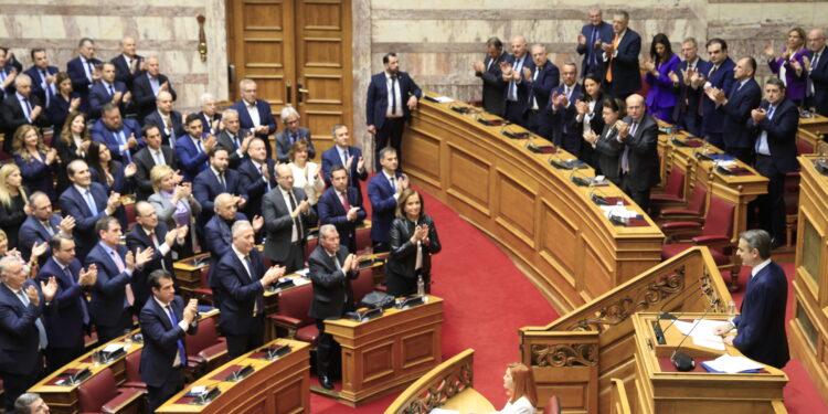 Μητσοτάκης - Βουλή