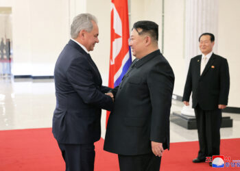 Σοϊγκού - Κιμ Γιονγκ Ουν