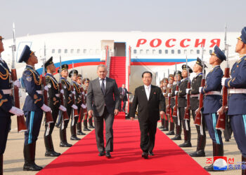 Στην Βόρεια Κορέα ο Σοϊγκού – Στην προηγούμενη επίσκεψη «εξασφάλισε» 10.000 βορειοκορεάτες στρατιώτες στο Κουρσκ