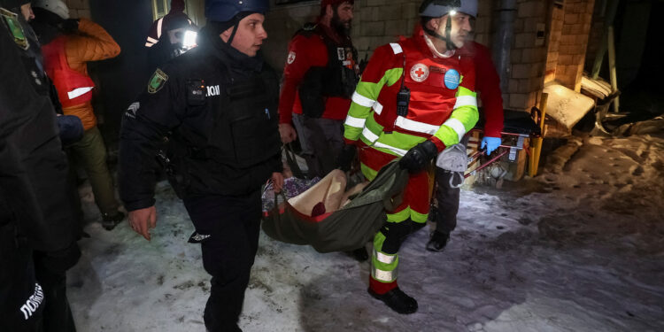 Ουκρανία: Τραυματίες από ρωσικό πλήγμα σε νοσοκομείο στο Χάρκοβο – Ένας νεκρός στην Οδησσό