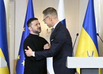 Ζελένσκι: «Δεν θα αναγνωρίσουμε ως ρωσικά τα κατεχόμενα εδάφη» – Θα συνομιλήσει σήμερα με τον Τραμπ