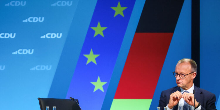 Γιόχαν Βάντεπουλ: Ενας σφοδρός επικριτής του Πούτιν επικεφαλής της γερμανικής διπλωματίας